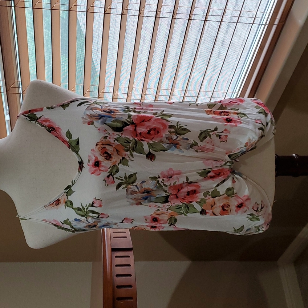 Floral tank